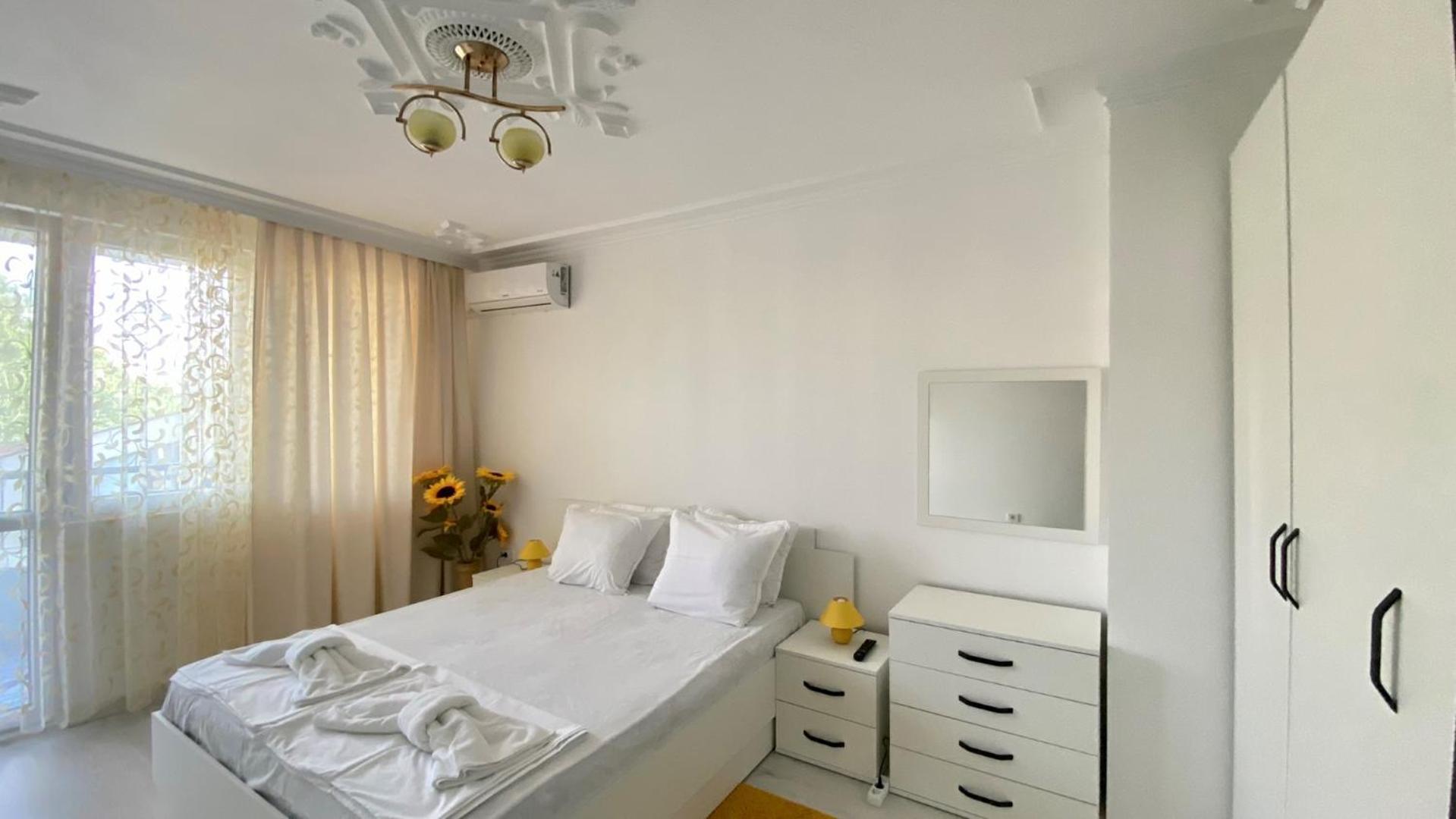 Bratanov Edelweiess Apartment Nesebar Ngoại thất bức ảnh